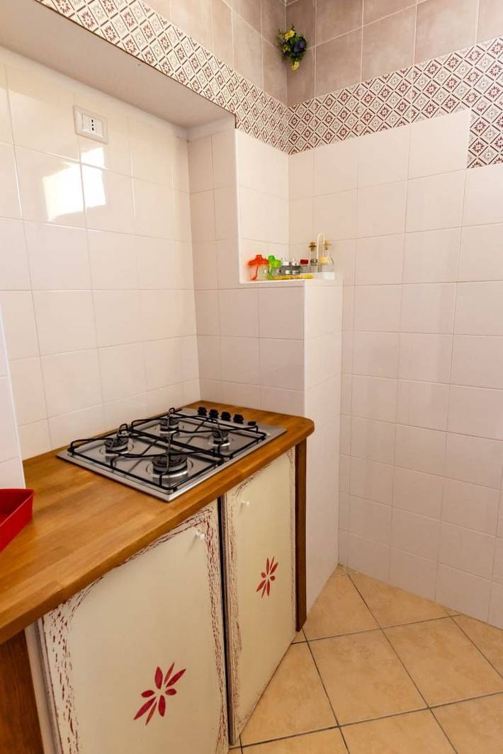 Ganze Wohnung, Charmantes Apartment mit Pool & Garten - Nähe zu Attraktionen in Sassari, Nurra