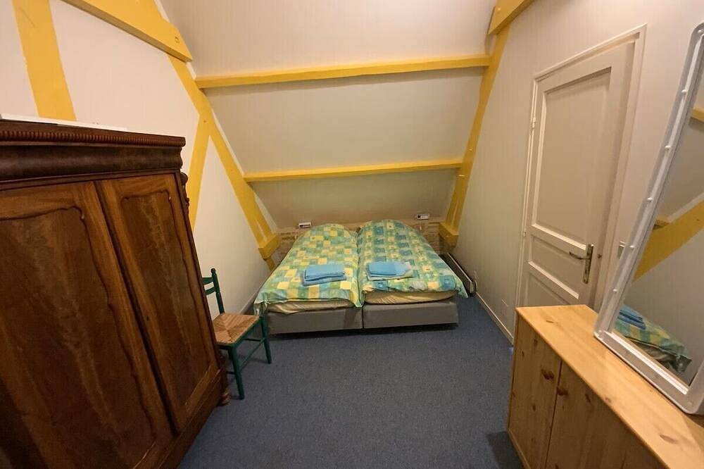 Beautiful house with heated pool. Quiet location, close to attractions. in Bouzic, Périgord Noir