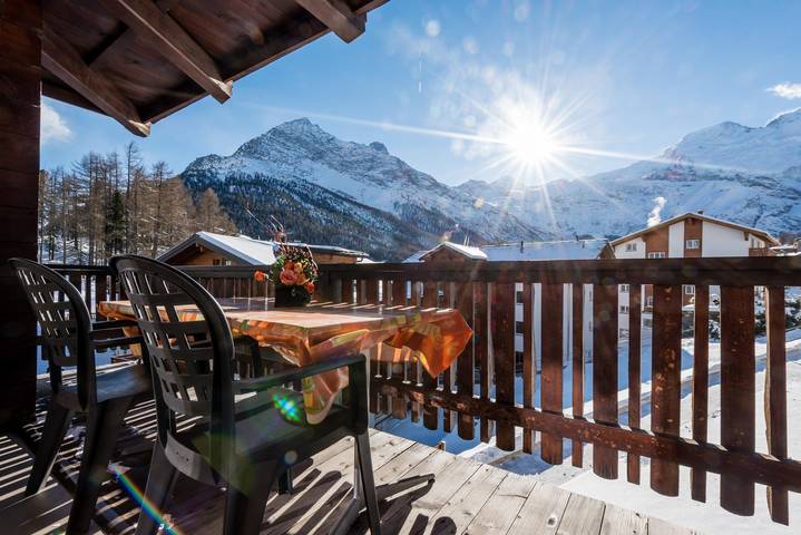 Gîte pour 6 personnes, avec terrasse, animaux acceptés à Saas-Fee - 3
