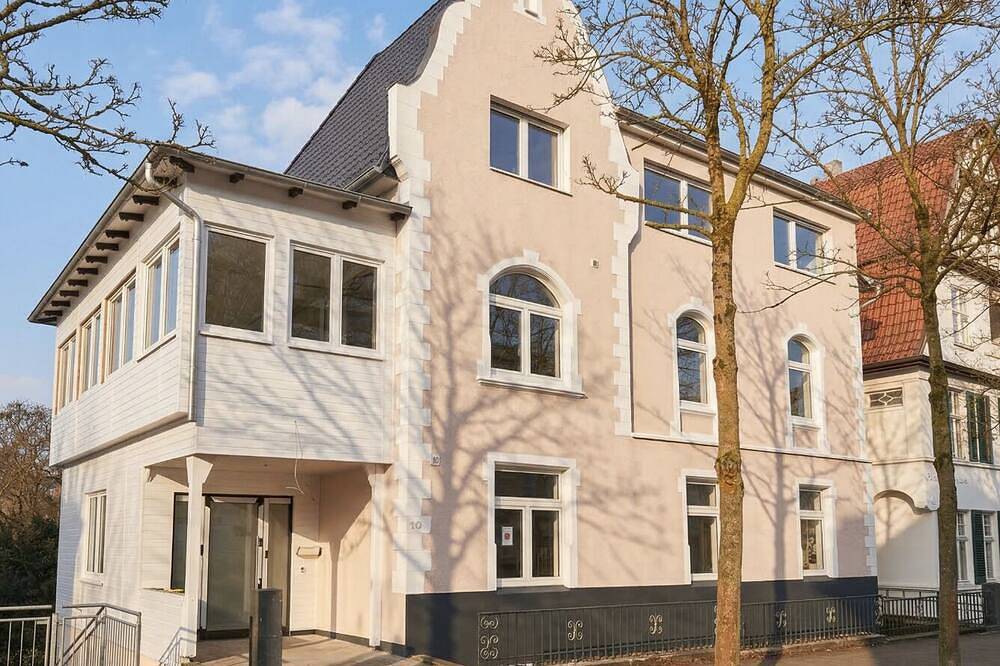 Appartement entier, Studio-Standard-Sdb privée avec douche-Balcon in Bad Salzuflen, Arrondissement de Lippe