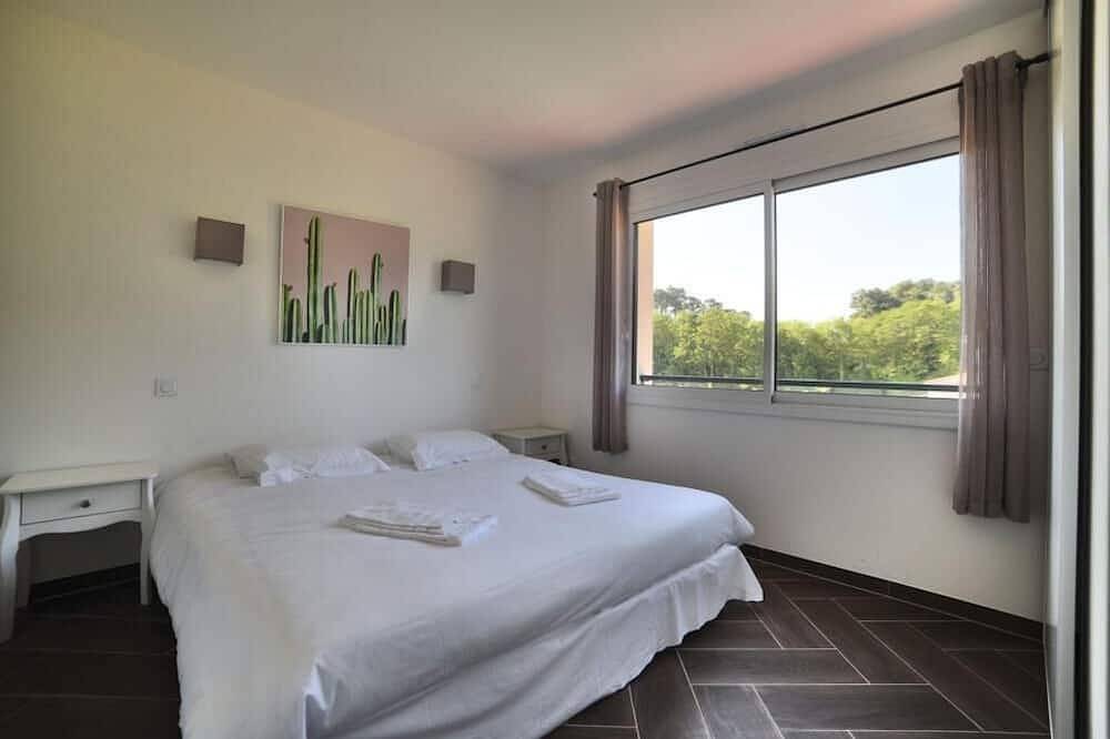 Neues Angebot - Luxusvilla mit Whirlpool und Pool in einer Residenz mit Tennis in Saint-Augustin, Côte de Beauté