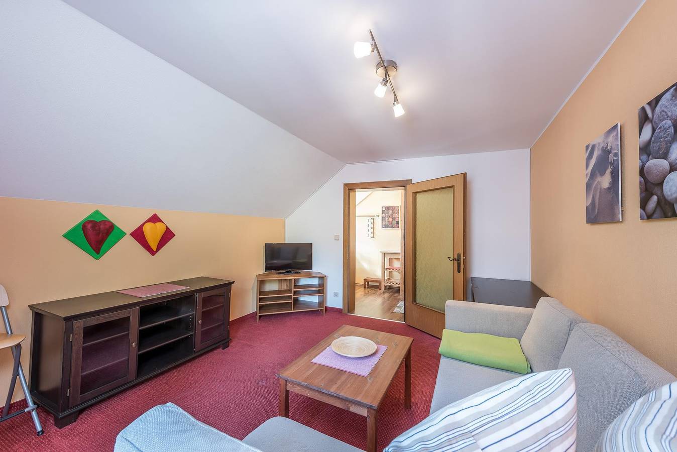 Ganze Ferienwohnung, Ferienwohnung für 4 Personen mit Balkon in Krems in Kärnten, Lieser-Maltatal
