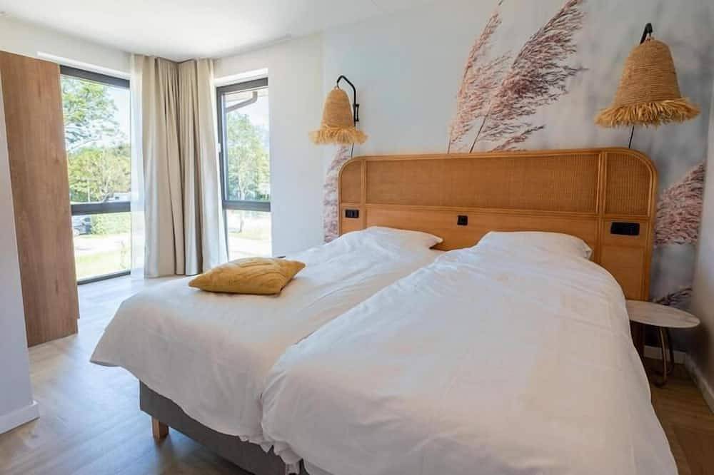 Geheel appartement, Ruim 6-persoons appartement met sauna, ligbad en uitzicht op het Ijsselmeer. Perfect voor families of vriendengroepen aan het water. in Workum, IJsselmeer
