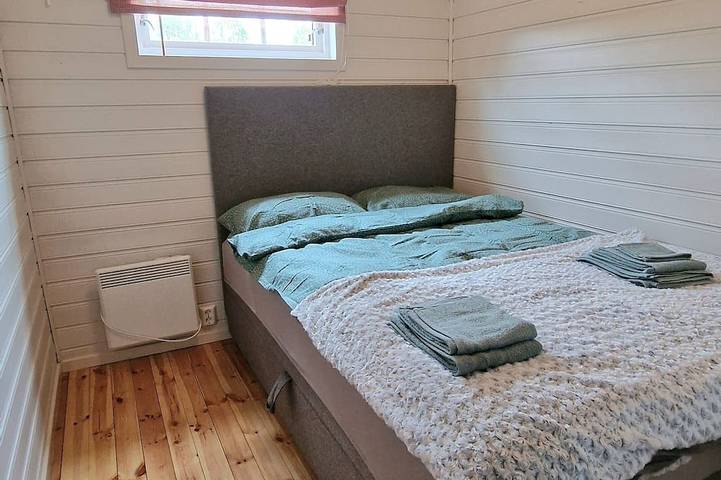 Blockhütte für 7 Personen, mit Balkon und Whirlpool sowie Garten in Senja - 3