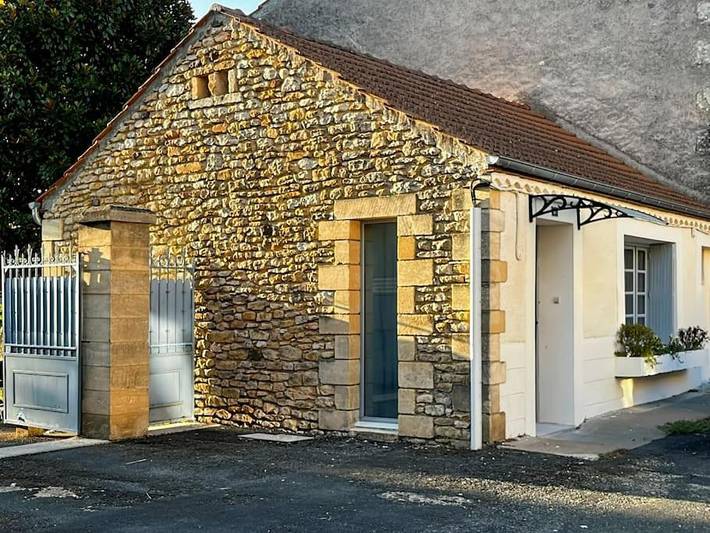 Location de vacances pour 4 personnes, avec Jacuzzi et Terrasse à Le Bugue