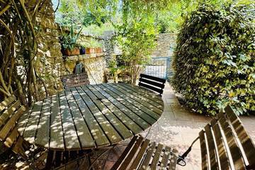 Location de vacances pour 4 personnes, avec jardin à Saint-Jean-de-Barrou