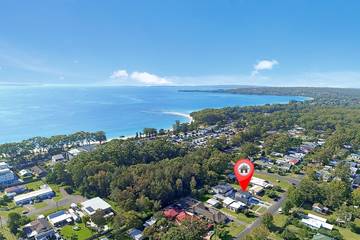 Holiday Home for 9 People in Huskisson, Jervis Bay, Photo 1