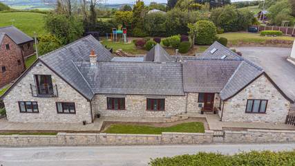 Cottage for 16 People in Flintshire, North-Wales, Photo 1