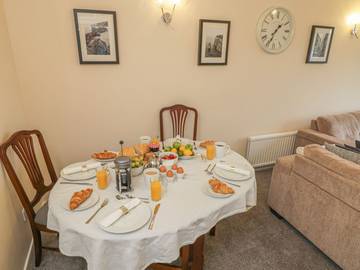 Cottage for 5 People in Filey, North Yorkshire, Photo 3
