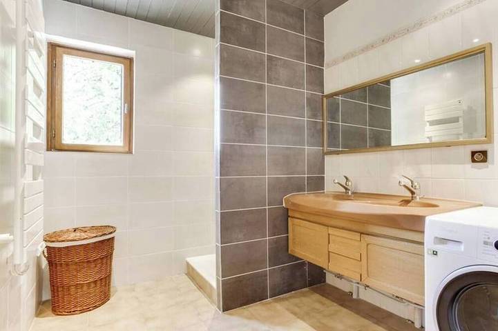 Appartement entier, Bergerie : Appartement Loft vue Lac et Montagnes in Talloires, Talloires-Montmin