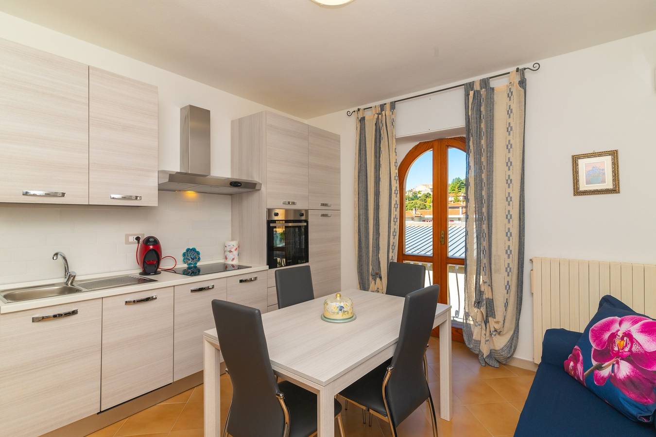 Entire apartment, "La Casa in Gallura" first floor apartment in Calangianus, Olbia-Tempio