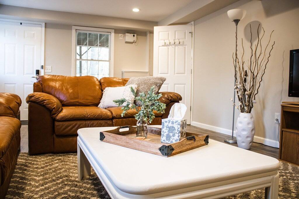 Ganze Wohnung, Comfy & Peaceful, entire 1 Br daylight basement apartment for professionals in Cobb County