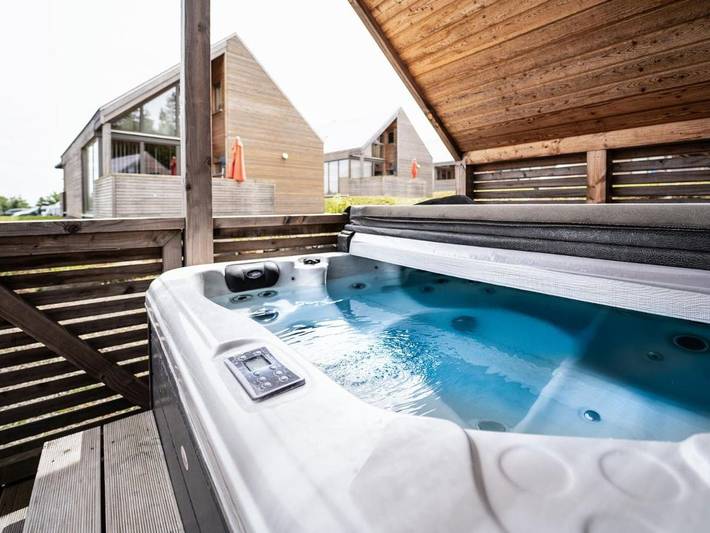 Bungalow für 16 Personen, mit Terrasse und Sauna sowie Pool, mit Haustier an der Rhön - 2