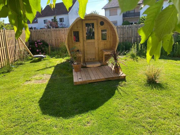 Ferienwohnung für 2 Personen, mit Terrasse und Whirlpool sowie Garten und Sauna in Losheim am See - 4