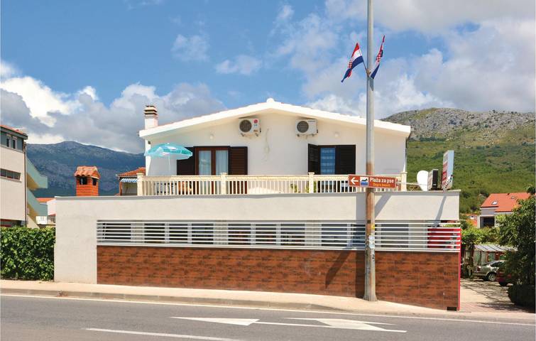 Ferienwohnung für 4 Personen, mit Terrasse in Podstrana - 2