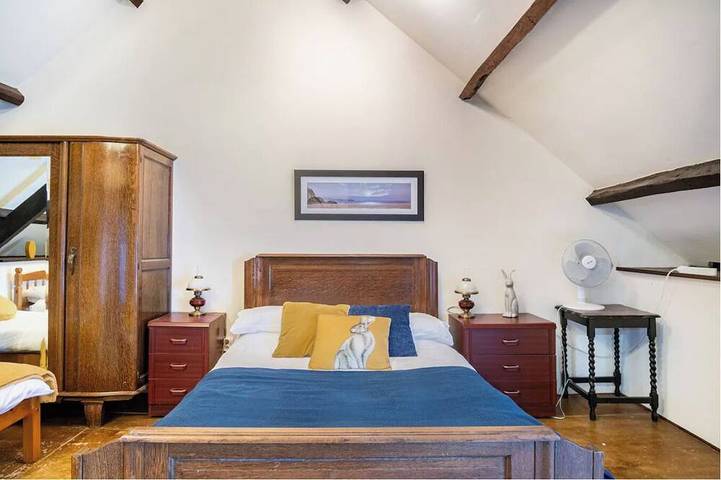 Grande maison avec piscine, terrasse, spa, bar et salle de jeux. Chambres en suite in Mohon, Région de Vannes