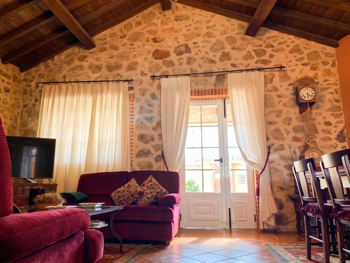 Geräumiges Haus in Aldehuela de la Bóveda - Privater Garten 217m² in Aldehuela de la Bóveda, Salamanca Provinz