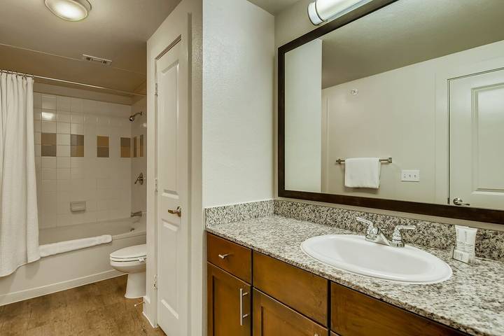 Vacation house for 2 people, with pool, with pets in Austin (TX)