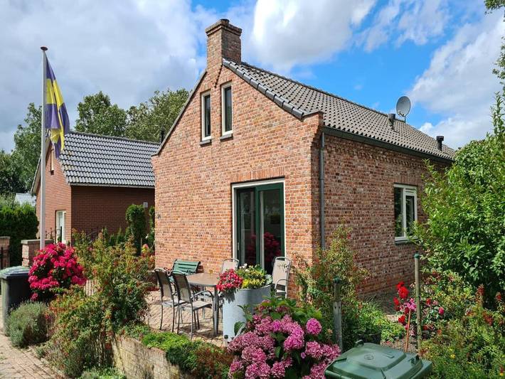 Ferienhaus für 4 Personen, mit Garten und Sauna in Zeeland