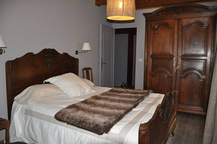 Gîte pour 10 personnes, avec jardin à Le Bouchet-Mont-Charvin - 2