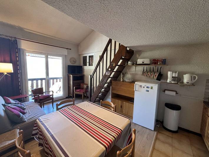 Gîte pour 6 personnes, avec balcon dans Office De Tourisme D Auris En Oisans - 2