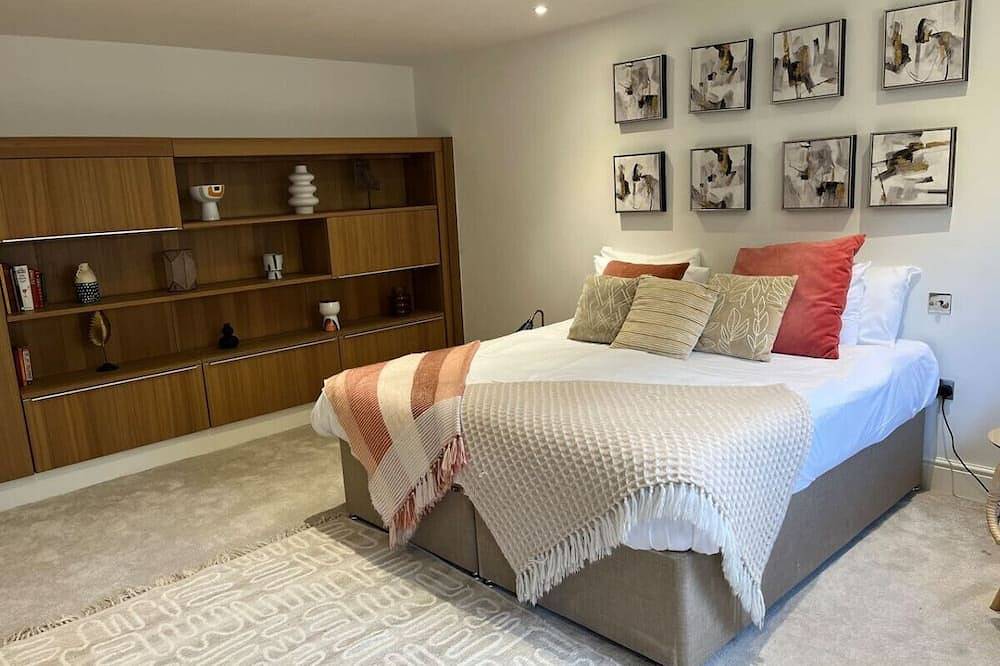 King Suite - Penarth Getaway in Penarth, Cardiff