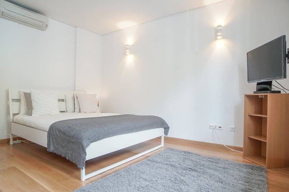 Appartamento vacanze a Ajuda a partire da 102€ a notte