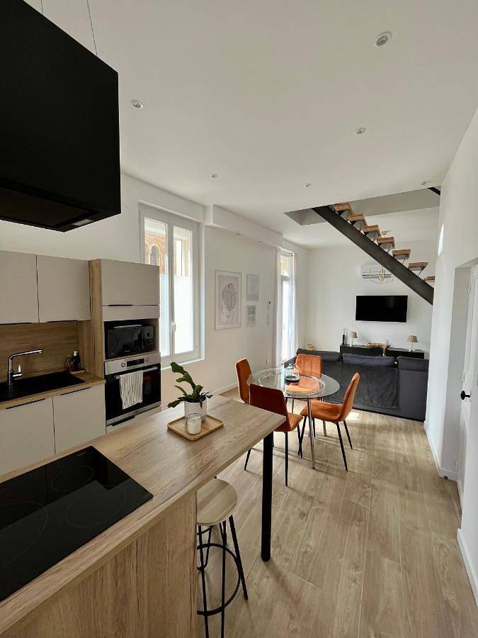 Gîte pour 6 personnes, avec Balcon à Lieuran-lès-Béziers