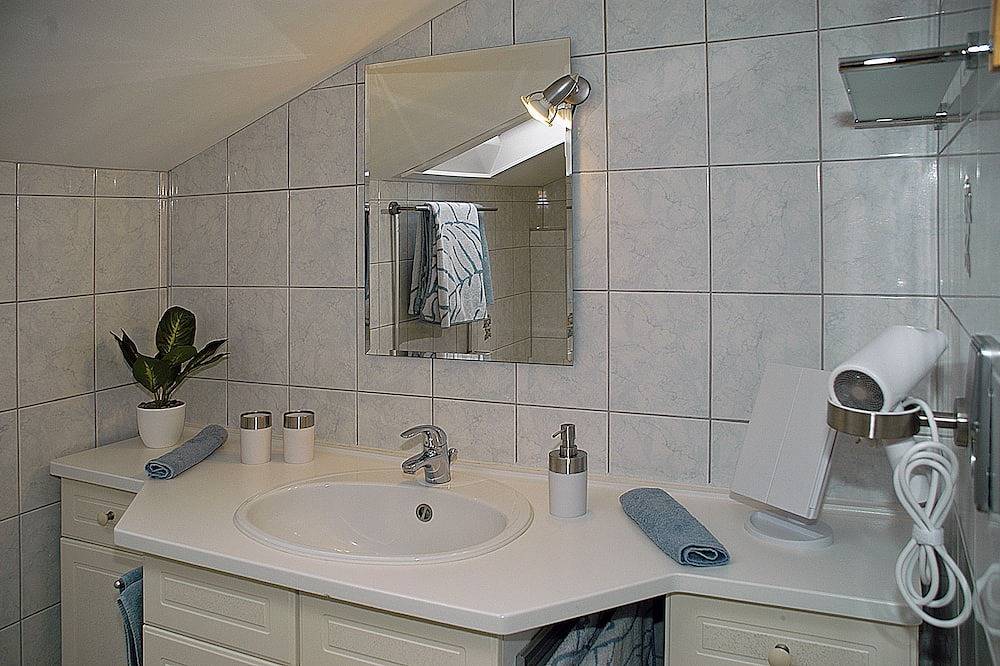 Entire apartment, Gittis vacation apartment - Holiday apartment in Greifenberg, Ammersee