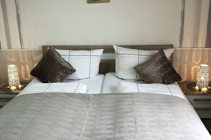 Ferienwohnung für 5 Personen, mit Balkon und Garten - 1