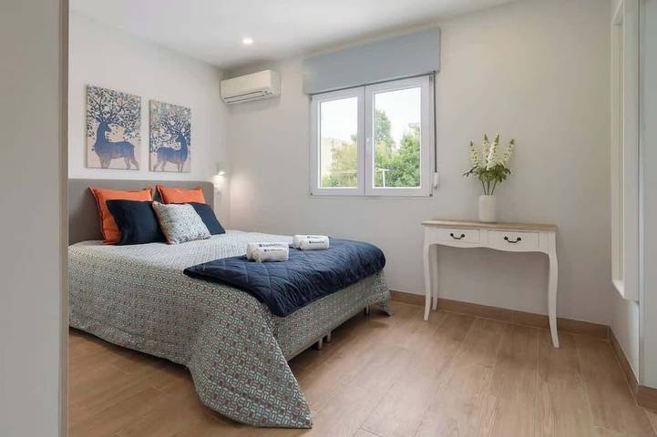 Hostwise - Spacious House w/ Garden in Bairro do Amial, Porto