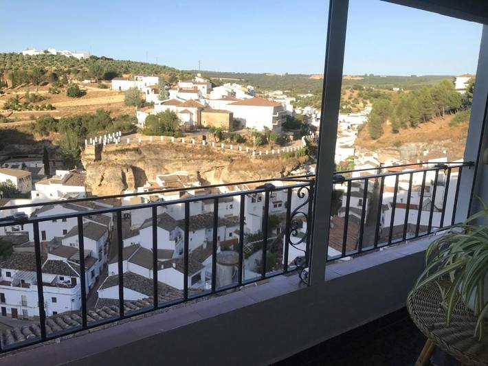 Casa rural para 6 personas, con terraza y vistas en Setenil de las Bodegas - 2