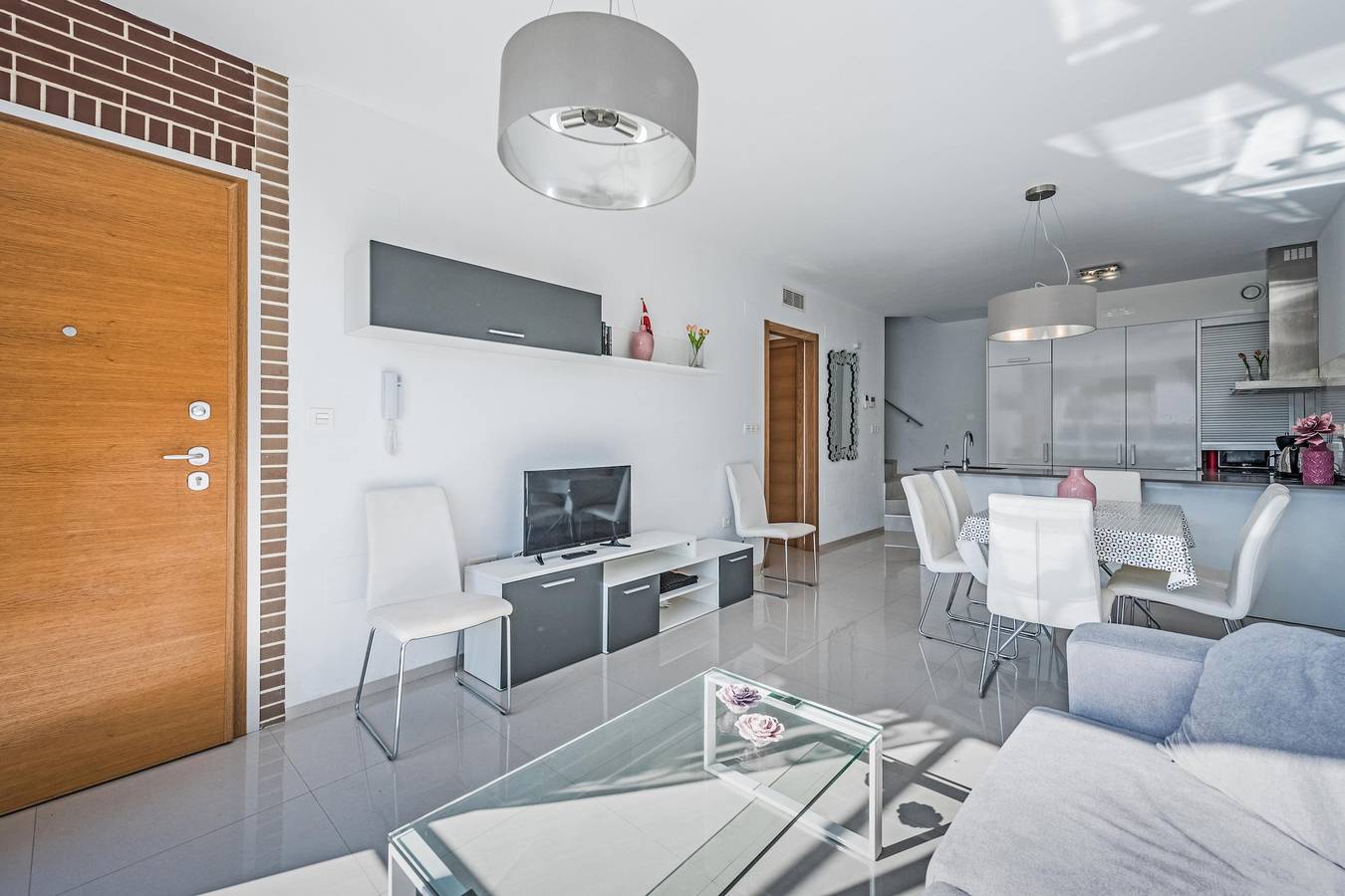 Holiday Home "Townhouse Kristiansen" with Pool, Garden & Terrace in Las Calas, Torrevieja