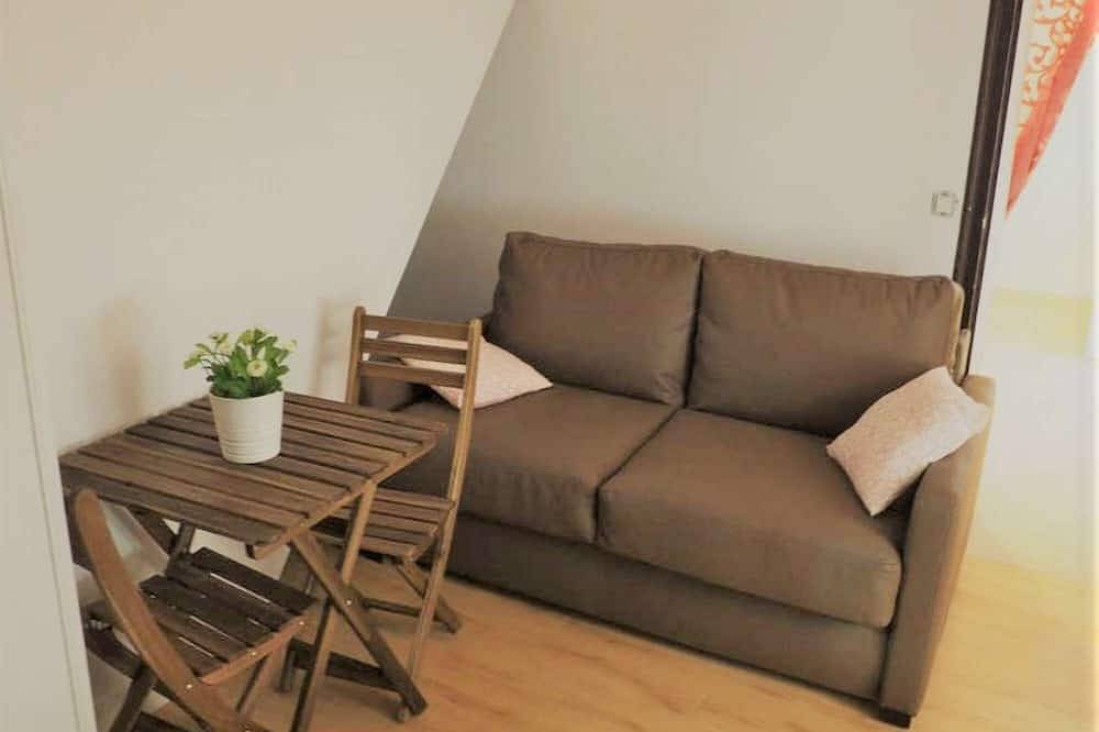 Ganze Wohnung, Zwei Zimmer in der Nähe von Paris. 100% ausgestattet. in Villeneuve-Saint-Georges, Val-de-Marne