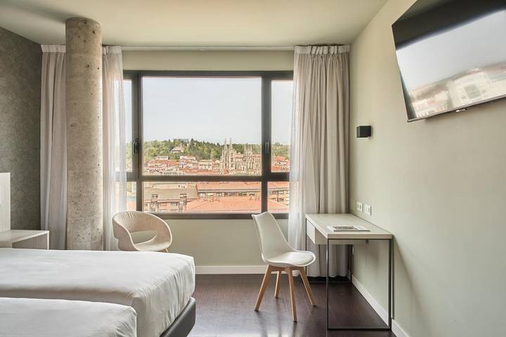 Hotel para 10 personas - 1