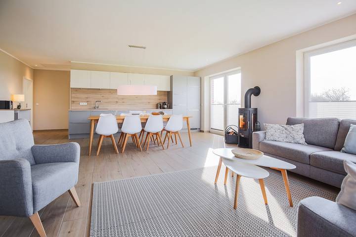 Ferienhaus für 8 Personen, mit Whirlpool und Terrasse sowie Garten und Sauna in Sahrensdorf - 2