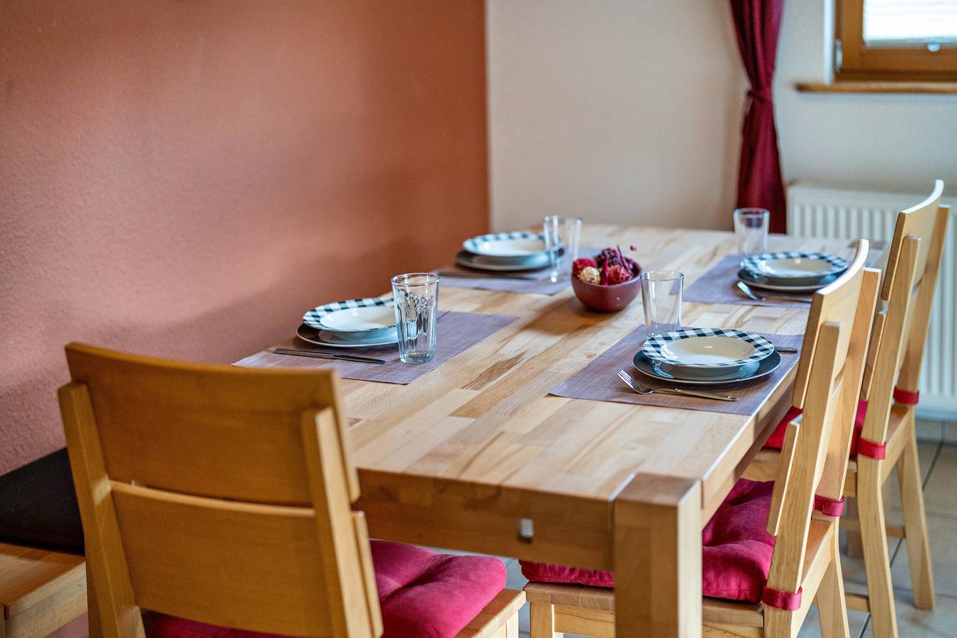 Ganze Wohnung, Ferienwohnung 'Maisonette-Ferienwohnung 2, 70qm' mit Privatterrasse, Gemeinschaftsgarten und Wlan in Schuttertal, Mittlerer Schwarzwald