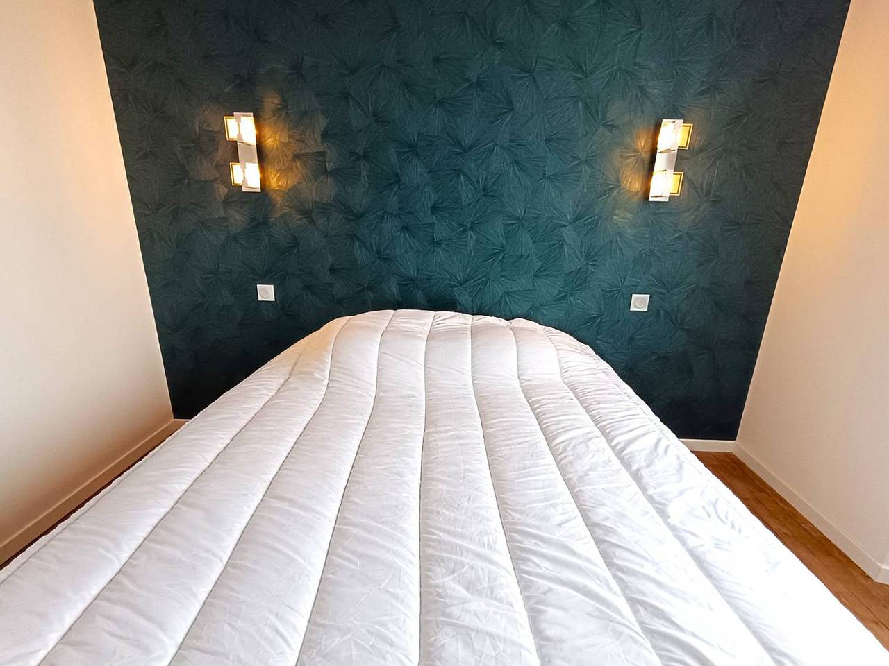 Appartement entier, Appartement rénové au centre de Trébeurden, 400m de la plage, proche commerces in Trébeurden, Côte de Granit Rose