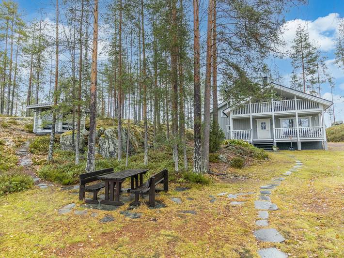 Villa hyppykallio in Juva, Südsavo
