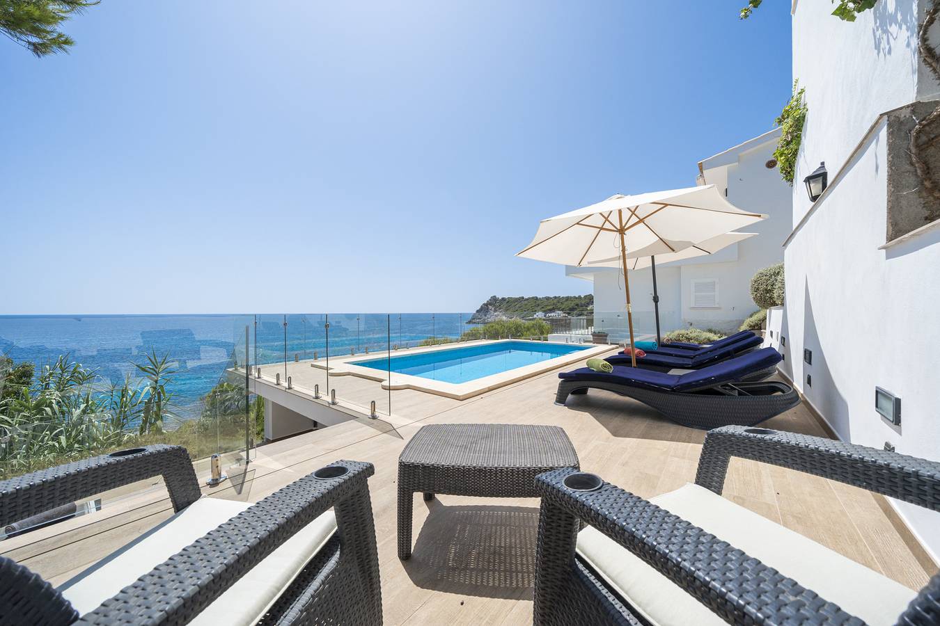 Ferienhaus "Carol On The Rocks Mhm" mit Meerblick, Privatem Pool und Wlan in Cala Provencal, Capdepera