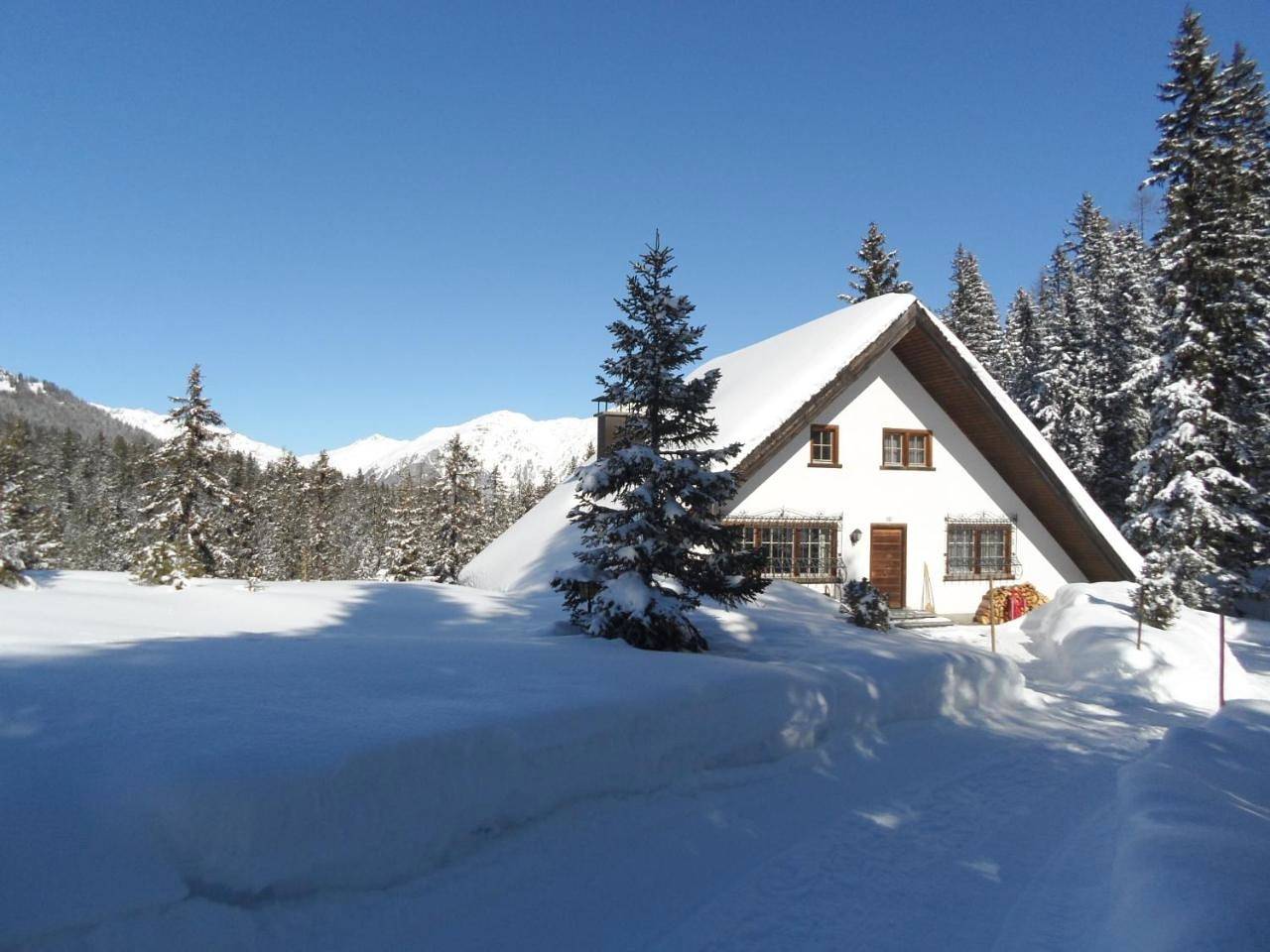 Chalet (4 Adults) in Davos, Plessur Alpen