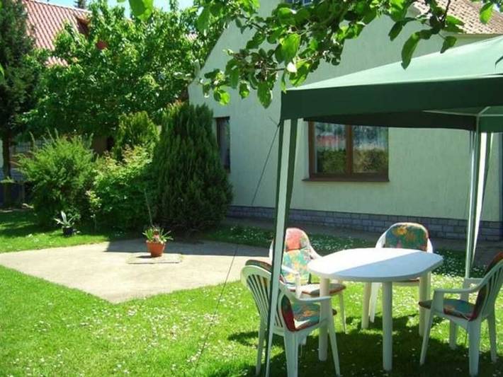 Ferienwohnung für 2 Personen, mit Garten in Bollewick