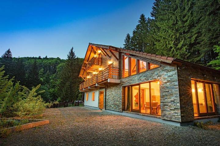 Gîte pour 6 personnes, avec Terrasse et Jardin