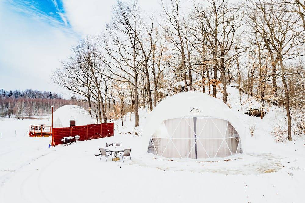 Luxus im Herzen des Riesengebirges Glamping-zelte in Łomnica, Sudeten (Polonia)
