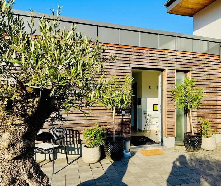 Ferienwohnung für 2 Personen, mit Terrasse und Ausblick in Wachtberg