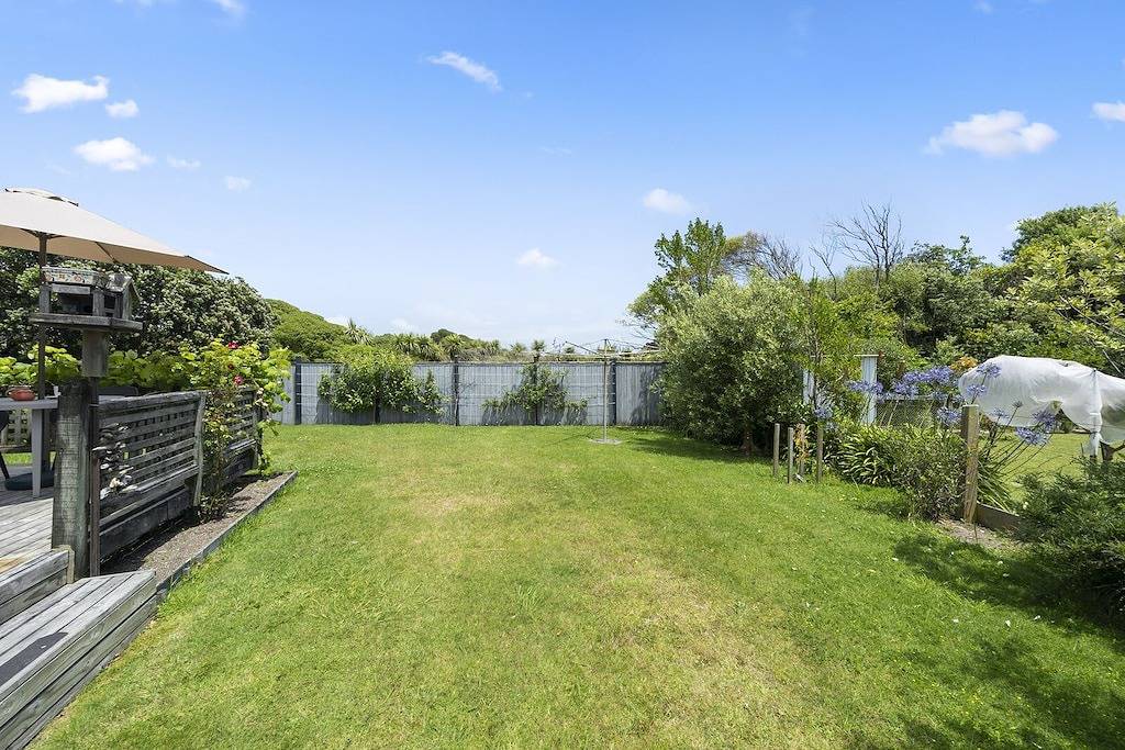 Waimea Cottage - Waikanae Holiday Home in Kapiti Coast District