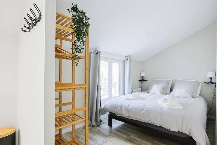 Location de vacances pour 7 personnes, avec jardin à Villenoy