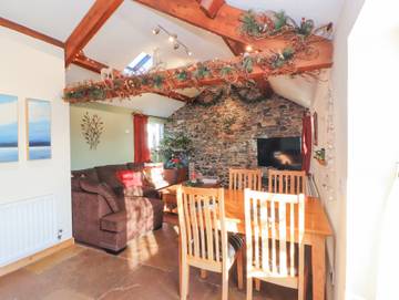 Log Cabin for 4 People in Cumbria, North West England, Photo 4