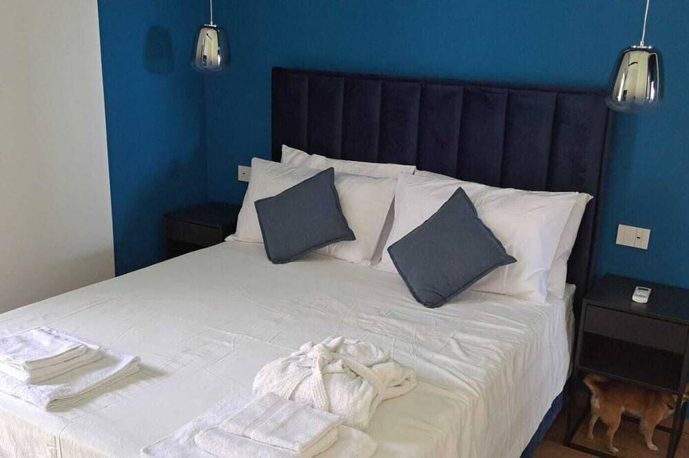 Ganze Wohnung, Casa Carlotta - Cozy apartment with lake view in Lesa, Lago Maggiore (Piemont)