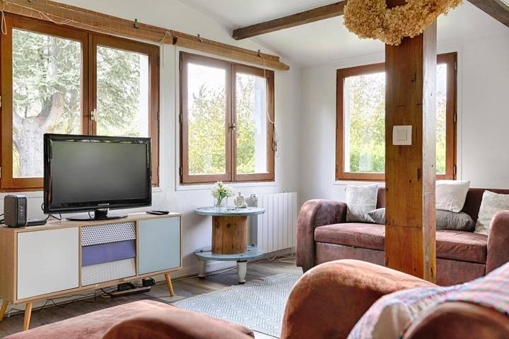 Location de vacances pour 4 personnes, avec vue et terrasse à Chalifert - 2